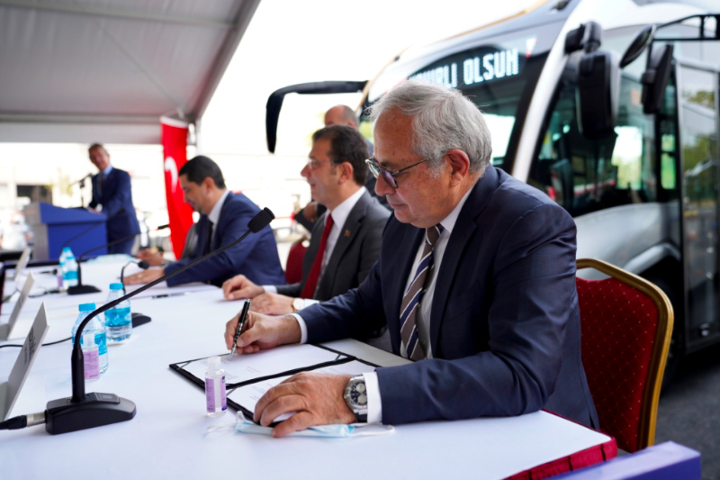 İstanbul'un Metrobüsleri Geliyor