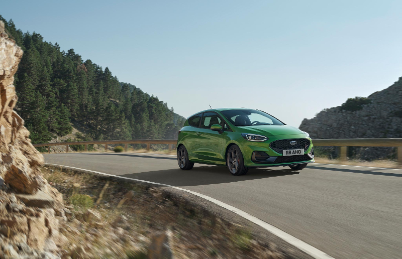 Yeni Ford Fiesta Hibrit