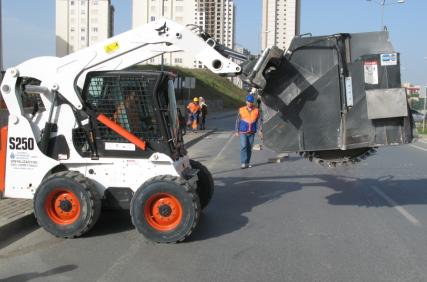 Trafik Işıkları Asfaltör ile Daha Hızlı Kurulacak