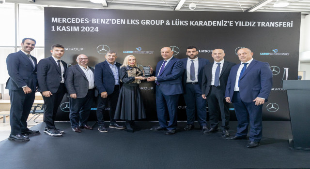 Mercedes-Benz Türk’ten LKS Group’a 16 Adet Mercedes-Benz Tourismo ve 1 Adet Travego Otobüs Teslimatı