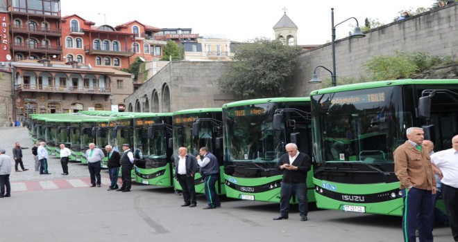 Anadolu Isuzu Midibüs İhracat Şampiyonluğunu Devam Ettiriyor