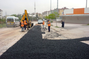 Körfez Ve Derince Yollarına 23 Bin Ton Asfalt