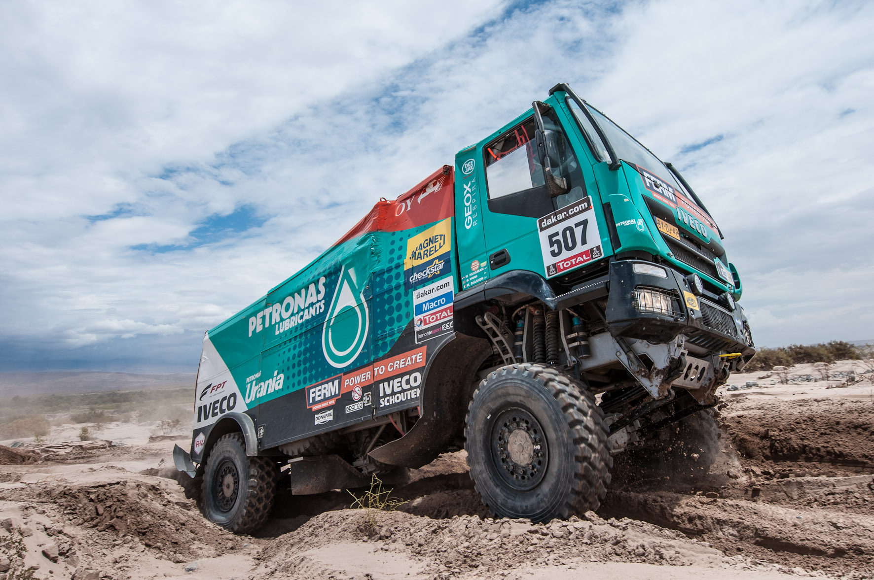 Dakar 2013: İlk 10&#8217;da iki Iveco; De Rooy 4., Kuipers 9.