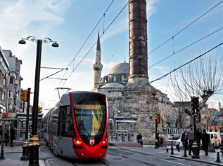 Çemberlitaş İstasyonu Hizmete Açıldı