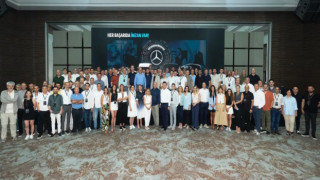 Mercedes-Benz Türk, Başarılara Birlikte İmza Attığı Bayi ve Yetkili Servisleri ile Bir Araya Geldi