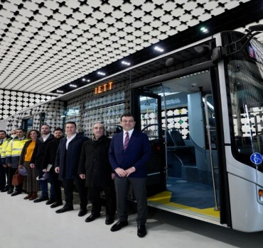 imamoglu-yeni-metrobus-aracini-test-etti-1646136346