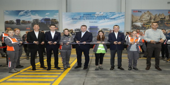 ford-trucksin-ozel-arac-merkezi-acildi-1655366764