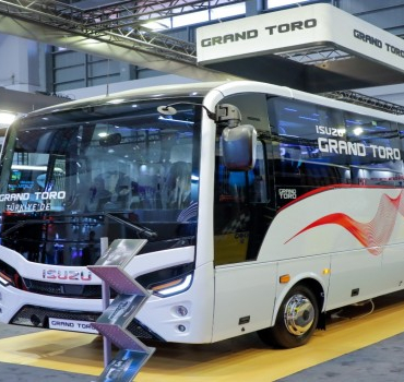 isuzu-grand-toro-busworld-turkiye-2022-fuarinda-ilgi-odagi-oldu-1654175699