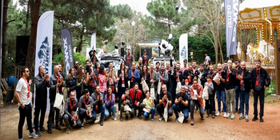 anadolu-isuzu-deprem-bolgesindeki-cocuklara-destek-oldu-1681894041