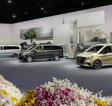 mercedes-benzden-yeni-premium-hafif-ticari-araclar-vito-evito-eqv-ve-v-serisi-1690527629