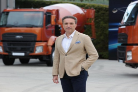 ford-trucks-yeni-serisi-f-line-ile-tasarim-teknoloji-ve-guvenligi-bir-arada-sunuyor-1700048584