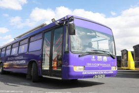 mor-otobus-yola-cikiyor-1700824018