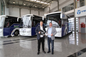 kamil-koc-2024e-10-adet-temsa-vip-safir-ile-basladi-1707465128