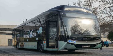 karsanin-hidrojenli-otobusu-e-atayi-turkiyede-ilk-kez-gaziantepliler-test-etti-1708436097