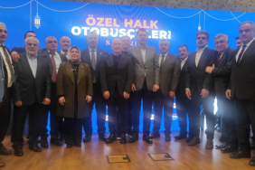 murat-kurum-halk-otobus-esnafiyla-sahurda-bulustu-1710840725