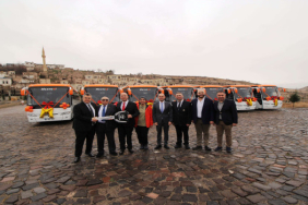 temsa-ve-mesnevi-31-yillik-is-birligini-15-otobusluk-yeni-teslimatla-taclandirdi-1709888992