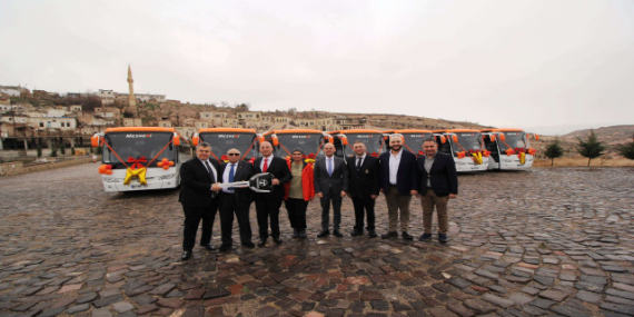temsa-ve-mesnevi-31-yillik-is-birligini-15-otobusluk-yeni-teslimatla-taclandirdi-1709888992