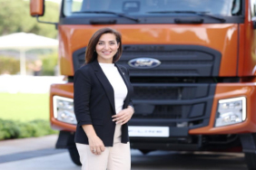 kadin-kamyon-sofor-akademisi-ile-kadinlar-direksiyona-geciyor-1729686819