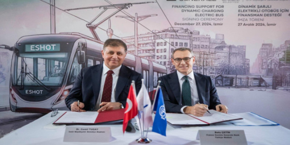 izmirde-dinamik-sarjli-elektrikli-otobus-donemi-basliyor-1735383416