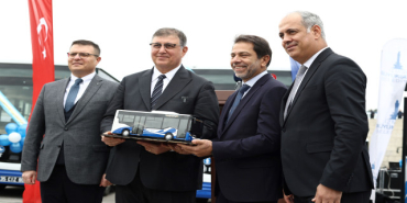 anadolu-isuzu-izmir-buyuksehir-belediyesine-20-adet-novociti-life-teslim-etti-1741423569
