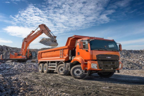 ford-trucks-f-line-bridgestone-lastikleriyle-yola-cikiyor-1745843380