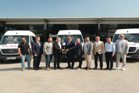 mercedes-benzden-turex-turizmin-arac-filosuna-150-adet-sprinter-teslimati-gerceklesti-1750227340