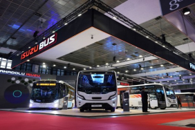 anadolu-isuzu-busworld-europe-2025te-yenilikci-modellerini-sergiledi-1759752584