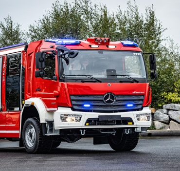 bursa-itfaiyesi-allison-tam-otomatik-sanzimanli-10-yeni-mercedes-benz-atego-araciyla-filosuna-guc-katiyor-1760353328