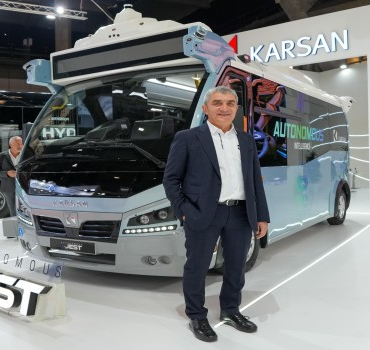 karsandan-busworld-2025te-3-lansman-tek-vizyon-1759750684