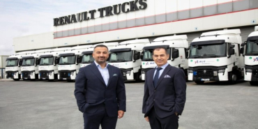 alc-lojistik-renault-trucks-cekiciler-ile-italya-rotasinda-hep-guclu-1762256174