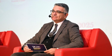 kamil-koc-genel-muduru-cagatay-kepek-kamil-kocun-hikayesi-turkiyenin-yolculugunun-hikayesidir-1766040960