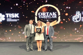 otokara-ortak-yarinlar-programindan-prestijli-odul-1765441209