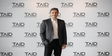 2025te-agir-ticari-arac-pazari-dengelendi-yil-guclu-kapandi-1771247935