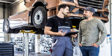 man-truck-bustan-avrupa-servis-agina-300-milyon-euroluk-yatirim-1773815674