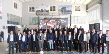 ivecodan-hataya-stratejik-yatirim-sam-otomotiv-yeni-tesisini-acti-1776425517