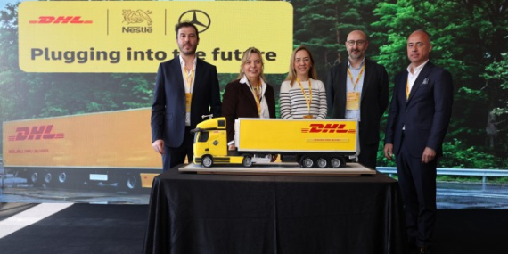 dhl-supply-chain-turkiye-nestle-turkiye-ve-mercedes-benz-turkten-eactros-600-ile-elektrikli-tir-hamlesi-1779277736
