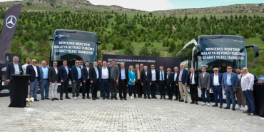 mercedes-benz-turkten-beydagi-turizme-13-adet-travego-1778833983