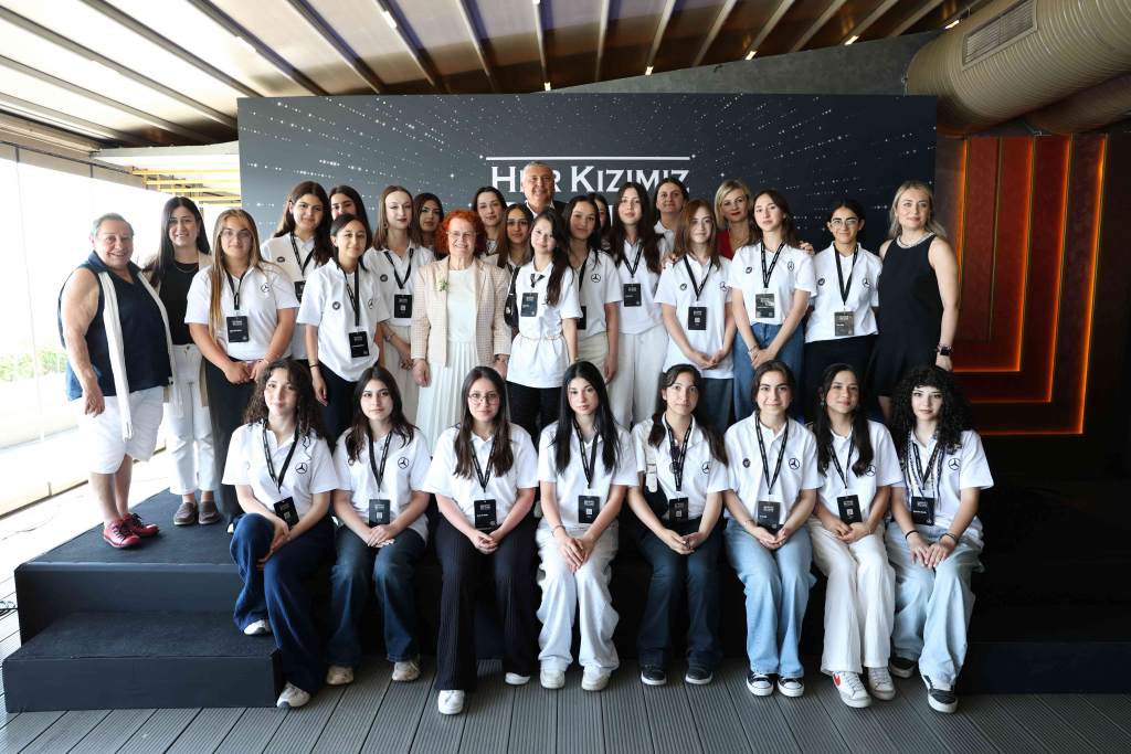 22 Yılda 7 Bini Aşkın Kız Öğrenciye Destek Olan “Her Kızımız Bir Yıldız” Programı Hız Kesmeden Devam Ediyor