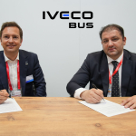 IVECO BUS AMEA Otobüs Ticari Operasyonlar Başkanı Sascha Kaehne ve Az-Tex Import Başkanı Samir Ibadullayev