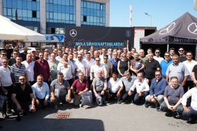 Mercedes-Benz Türkün Sağlık Bakım Tırı Bu Kez Otobüs Kaptanları İçin Yola Çıktı_1