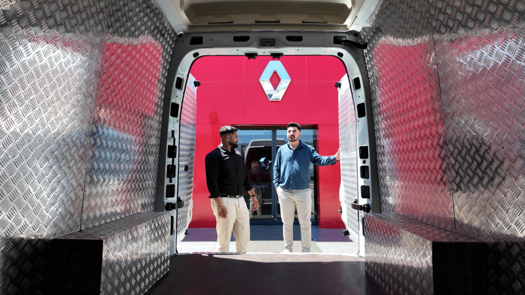 Renault Trucks Master Red EDITION, Konya’da ilk kullanıcısı ile buluştu