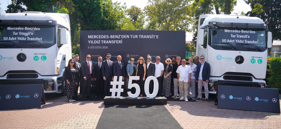 Tur Transit Lojistik filosuna katılan 50 adet Mercedes-Benz Actros L 1848 LS çekici