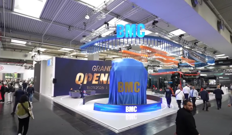BMC’den Hannover’de Güç Gösterisi 560 Beygirlik PRO L 1856 İlk Kez Sahneye Çıktı
