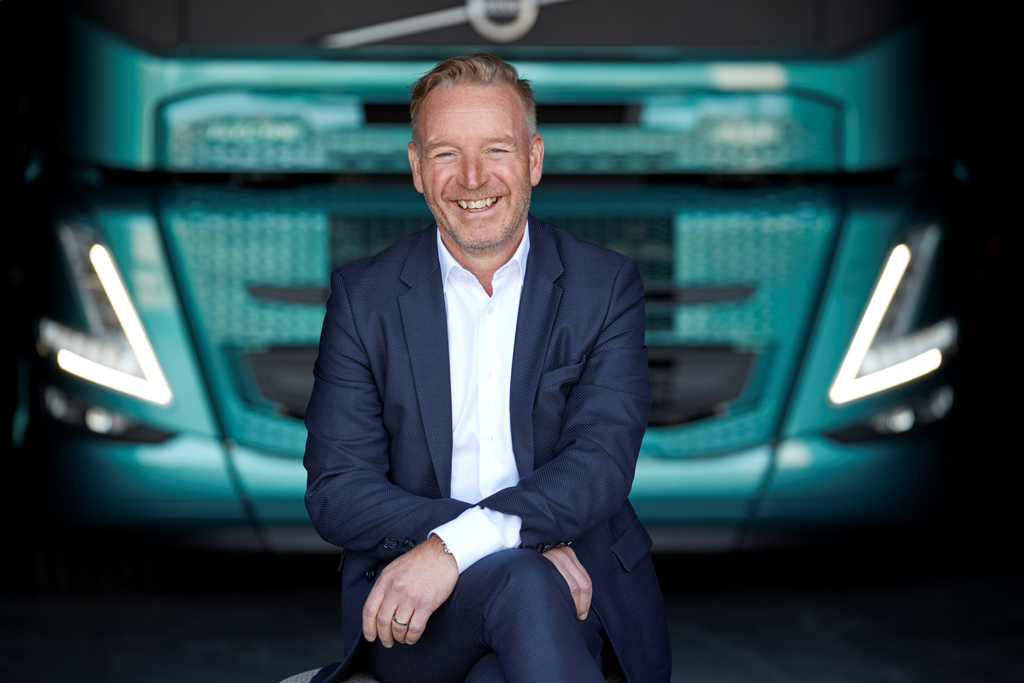 Volvo Trucks, IAA 2026’da Yeni Teknolojileri İle Taşımacılığın Geleceğine Yön Veriyor
Volvo Trucks International Kıdemli Başkan Yardımcısı Per-Erik Lindström
