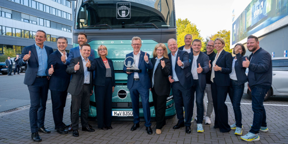 Volvo Trucks’ın Elektrikli Kamyonları “2027 Uluslararası Yılın Kamyonu” (IToY) Ödülünü Kazandı